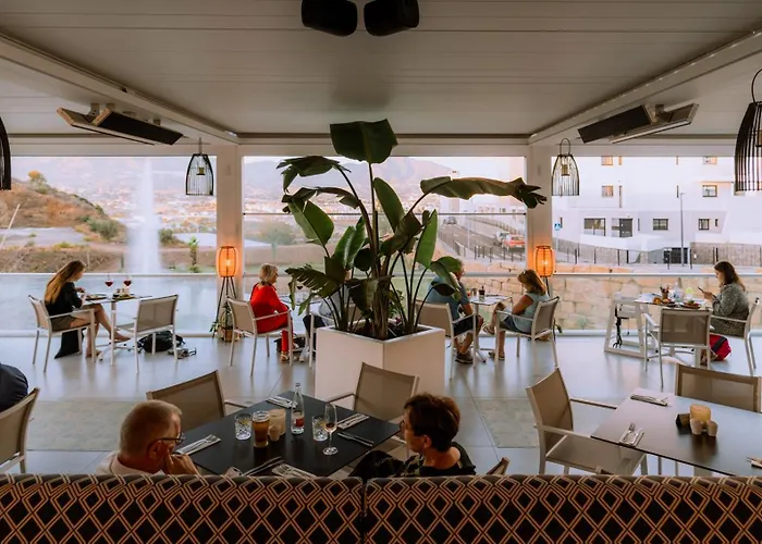 Aparthotel Hacienda El Sueno 3*