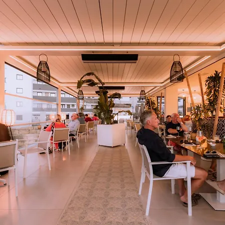 Hacienda El Sueno מלון דירות